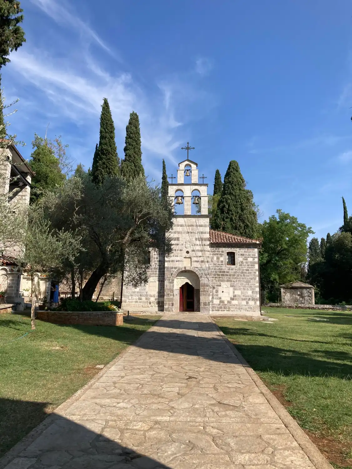 Hotels near St. George Church