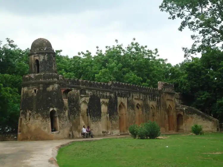 Hotels near Idgah