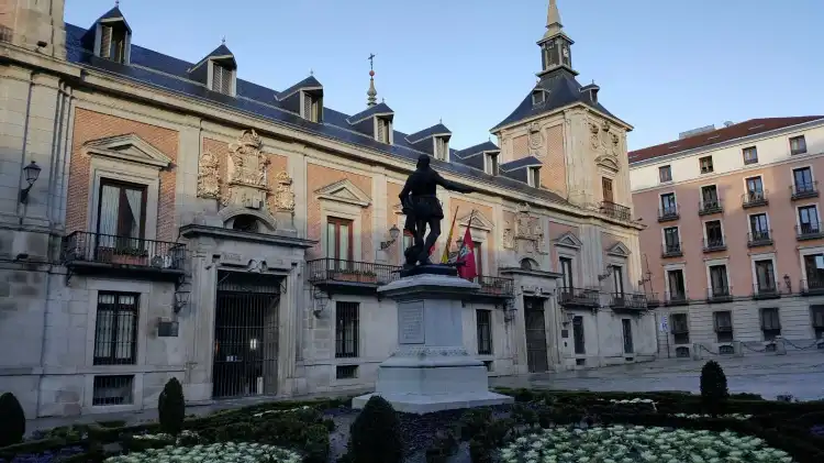 Hotels in der Nähe von Statue of Don Álvaro de Bazán