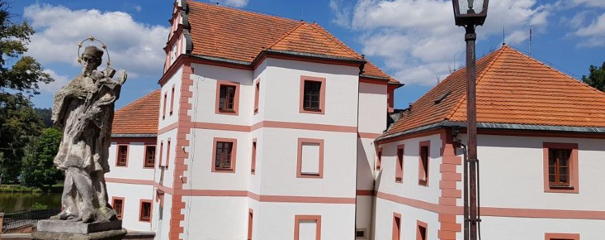 Zamek Lnare