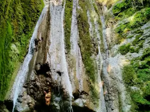 Teshebs Waterfalls