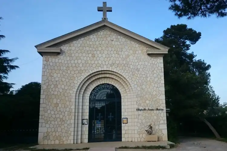 Hotels near Chapelle Sainte Thérèse