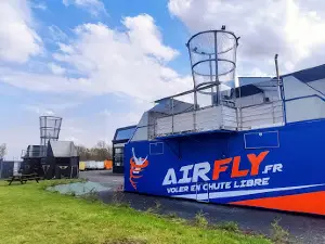 Airfly free fall simulator