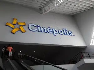 Cinepolis Macroplaza
