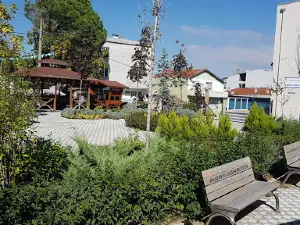 Merkez Çarşı Cami