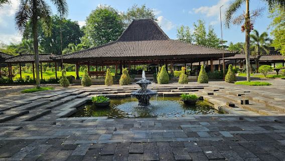 Entrance of Borobudur Temple Park