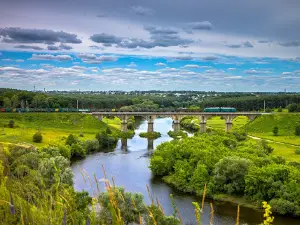 Zaliznychnyy Mist