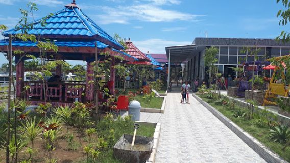 Patung Ayam Daya