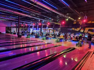 B29 Bowling, Laser Game, Sports Bar, Billards, Restaurant