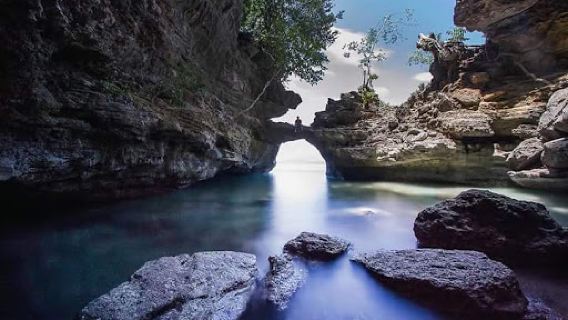 Batu Kapal Lilibooi