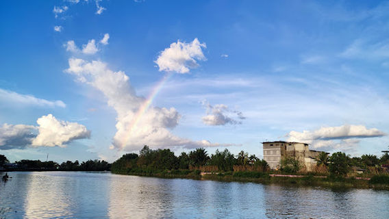 Taman Siring Kandilo