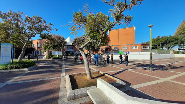 Kfar Yona Community Center