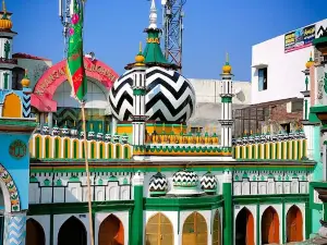 Gausiya Masjid (Sunni Markaz)Shamsabad