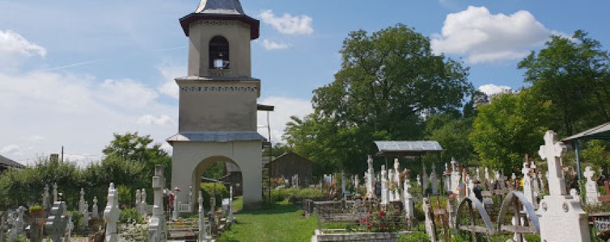 Salatrucu Upper Church