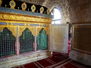 Prophet Sari Shrine مقام النبي ساري