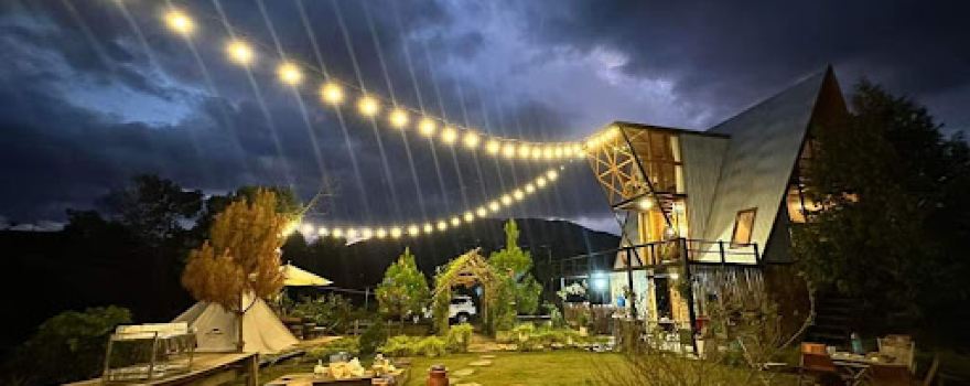 Nomading Glamping