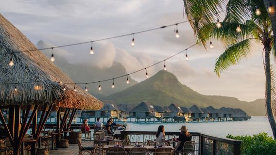 Four Seasons Resort Bora Bora