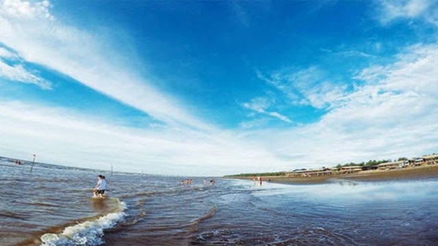 Bãi biển Cồn Vành