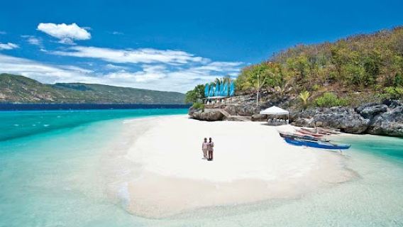 Sumilon Island Sand Bar