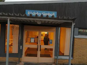 Rödeby simhall