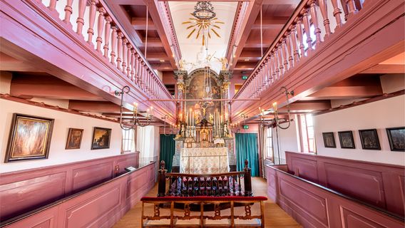 Our Lord in the Attic Museum (Former Hidden Catholic Church)