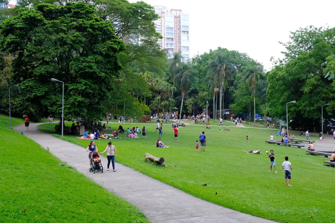 Hotels near Burle Marx Park