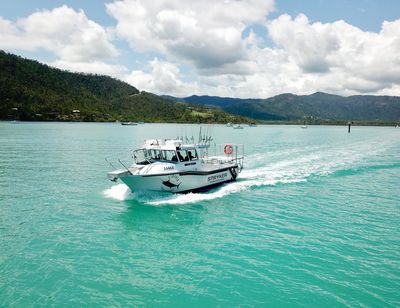 Airlie Beach Fishing Charters/Fishing Whitsundays