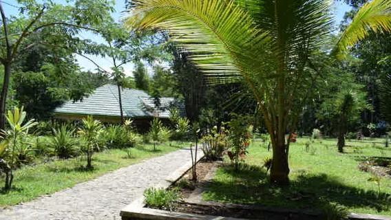 Soa Mengeruda Hot Spring