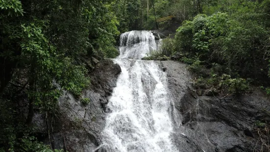 Bamanbudo Waterfall