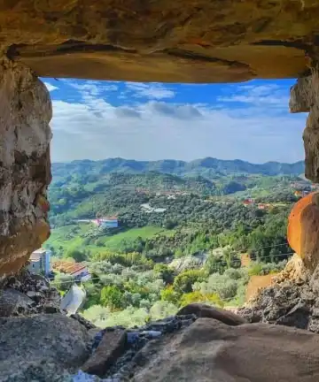 Hotels near Preza Castle