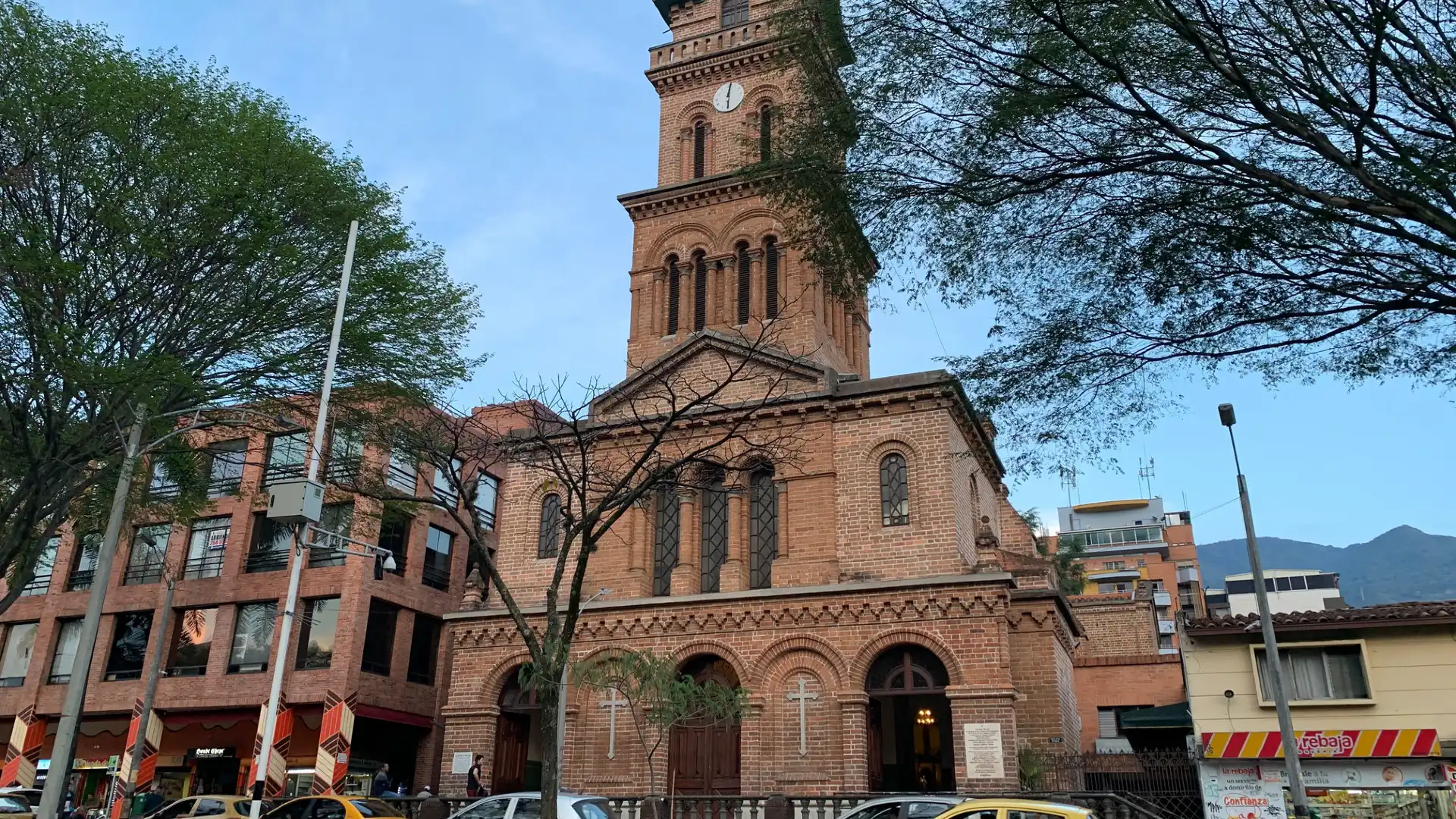 Hotels near Parroquia de San Jose de El Poblado