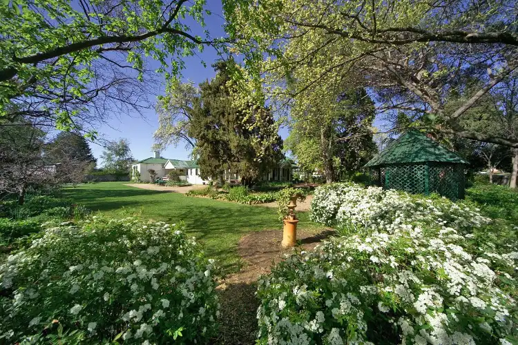 Hotels near Miss Traill's House