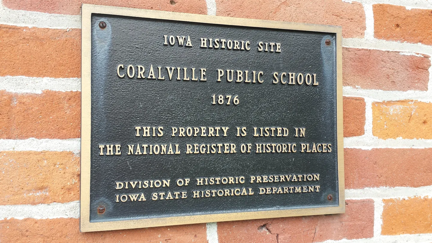 5_1876 School House