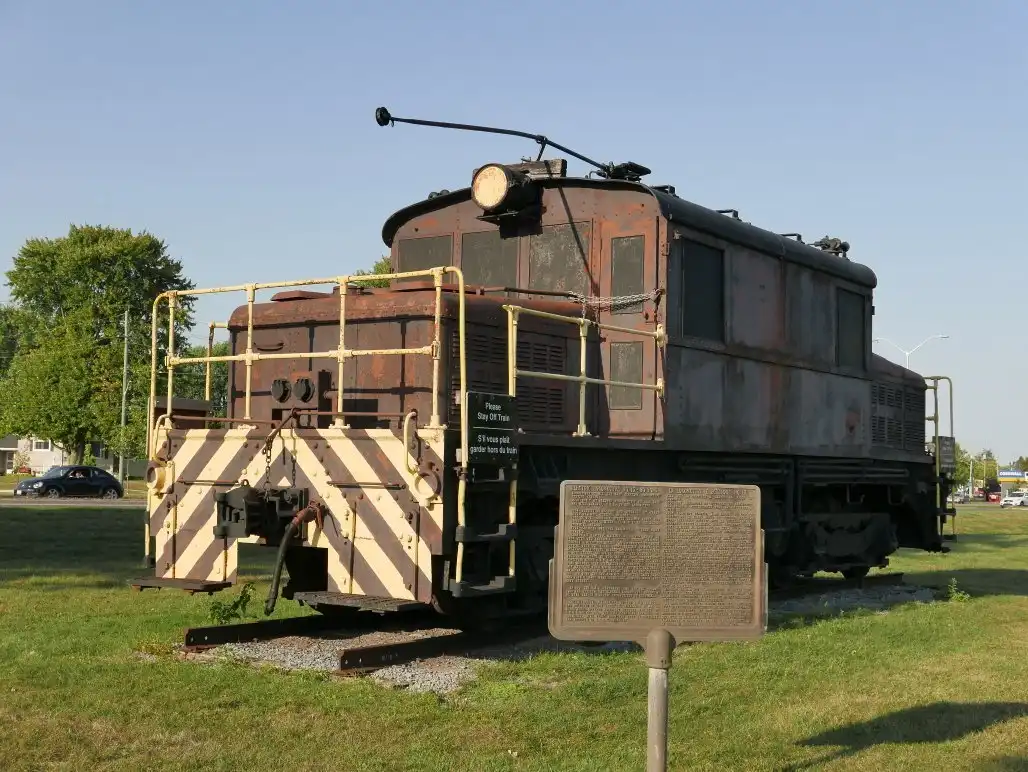 Hotels near Locomotive 17