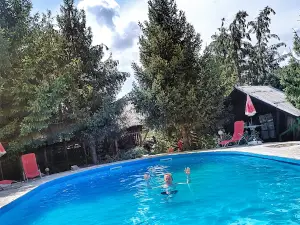 Camp Pávov