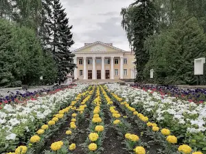 Театр "Наш дом"