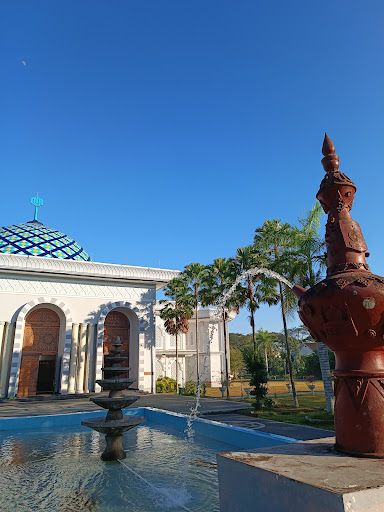 Masjid Agung Praya Loteng