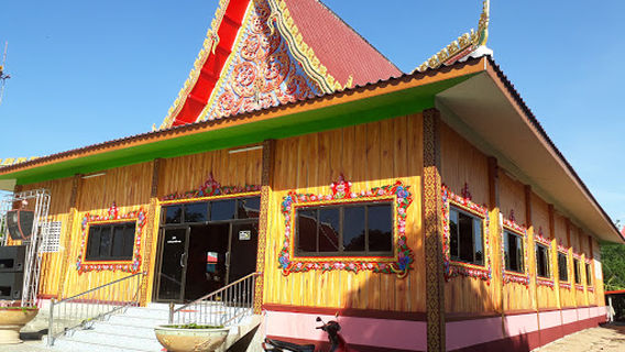 Wat Ta Khlo Lat