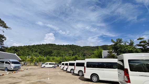 Kuang Si Waterfall Park Ticket Office