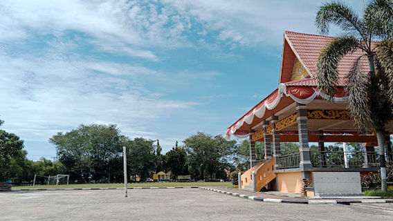 Lapangan Limuno