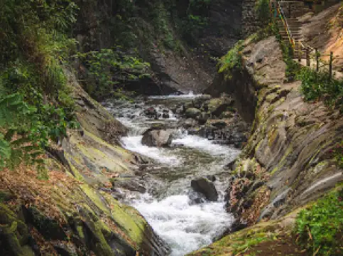 Air Terjun IBUN PELANGI