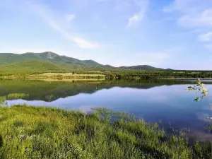 Lake Paljurci