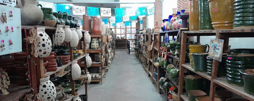Mercado de Artesanías de Santa María Atzompa