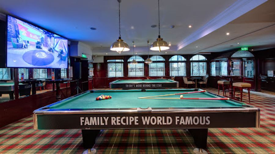 Al Ghazal Pub at InterContinental Muscat