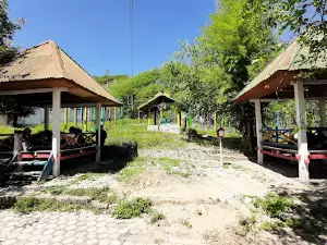 Pemandian Air Panas Bora