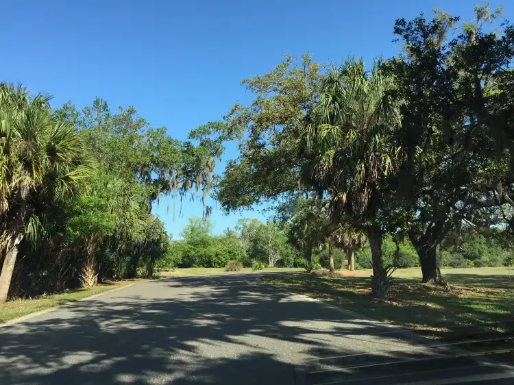 Hotels in Largo