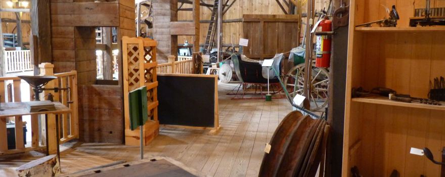 Thumb Octagon Barn & Agricultural Museum