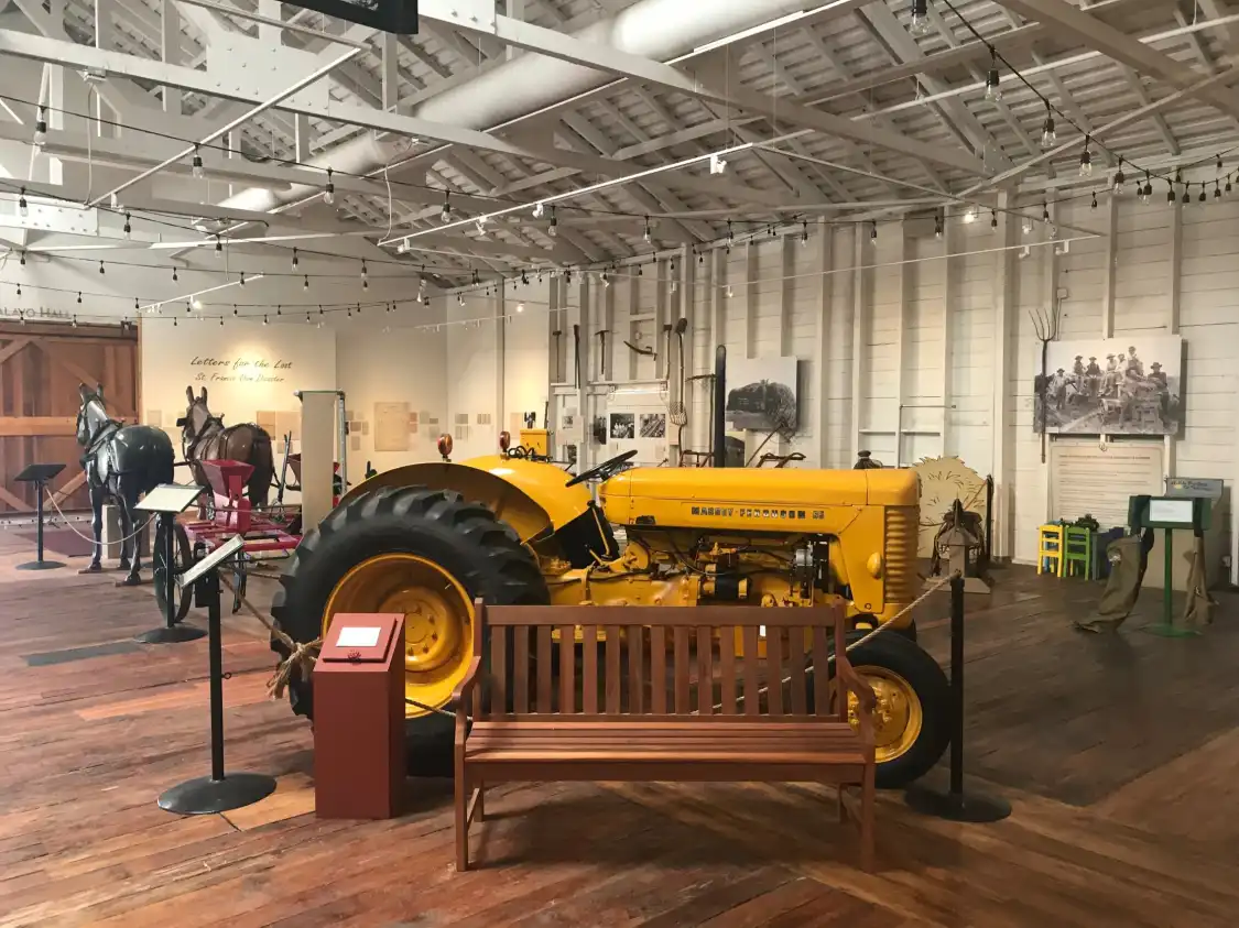 Hotels near Museum of Ventura County’s Agriculture Museum