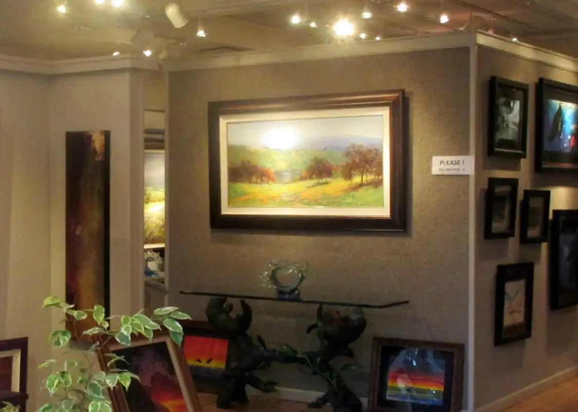 Hotels near Wyland Gallery Carmel