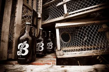 Breton Brewing Co. - Craft Beer - Growlers - Live Music - Trivia